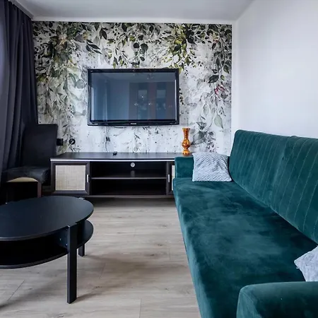 21 Apartament